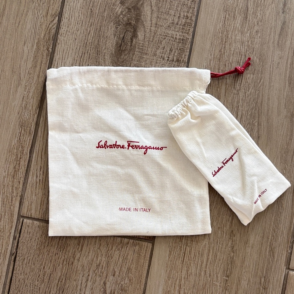 Salvatore Ferragamo belt dust bag with buckle protector